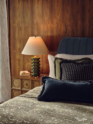 Greyson Table Lamp - High Gloss Lacquer - Olive - Hover Image