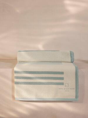 House Pool Towel - Canouan - Listing Image