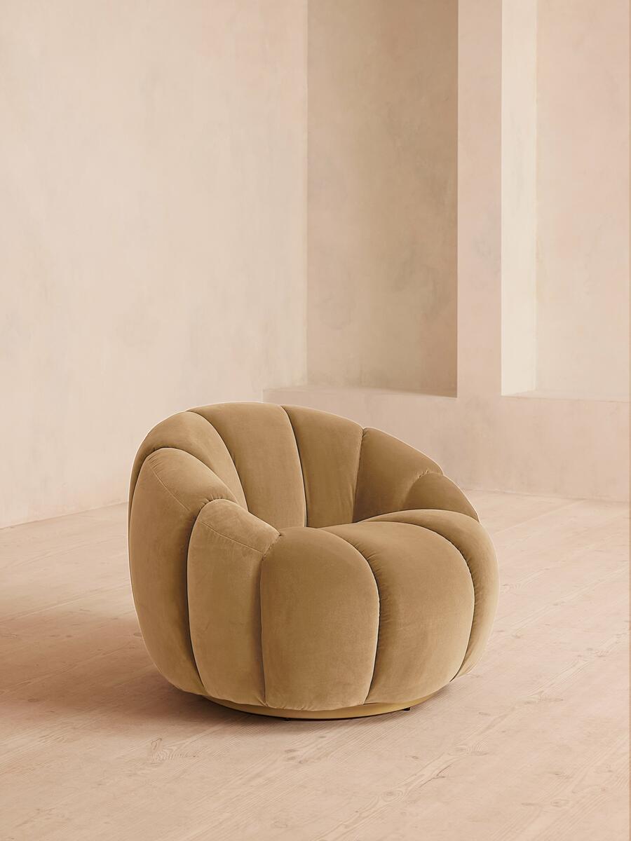 Garret Armchair - Velvet - Camel - Lifestyle - Image 1