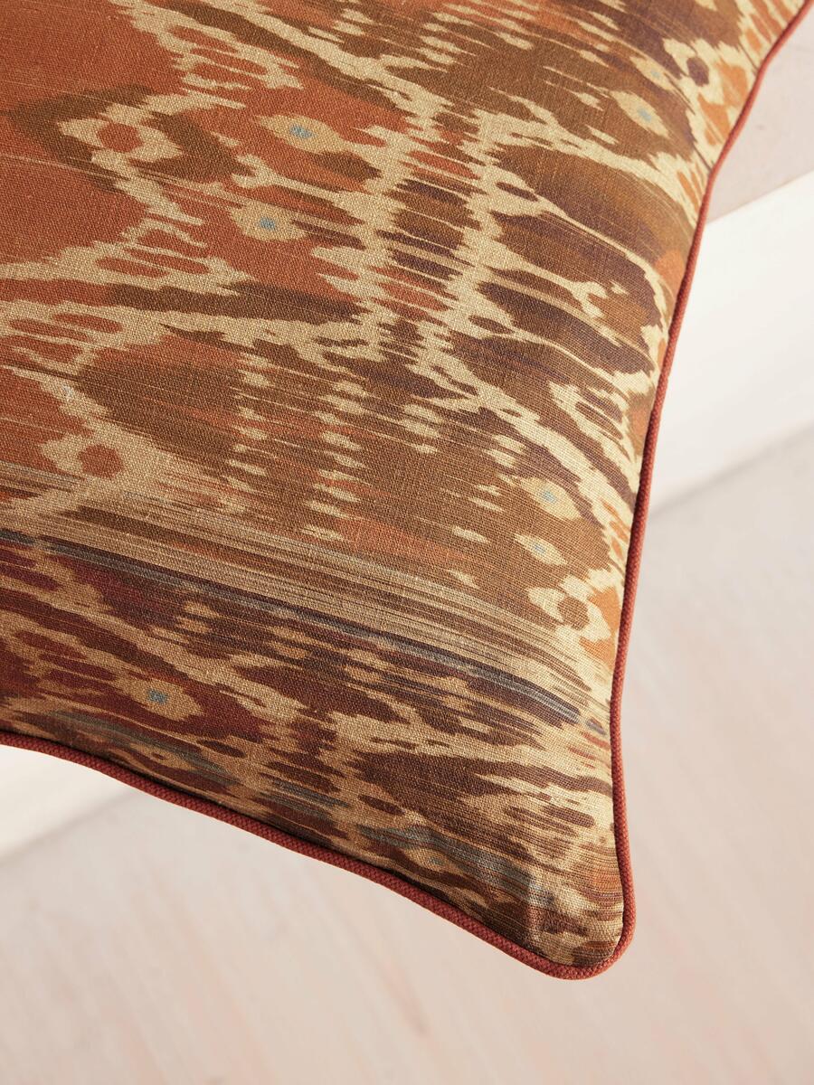 Dilip Cushion - Images - Image 6